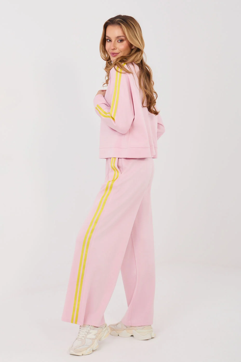 Ensemble sweat rose