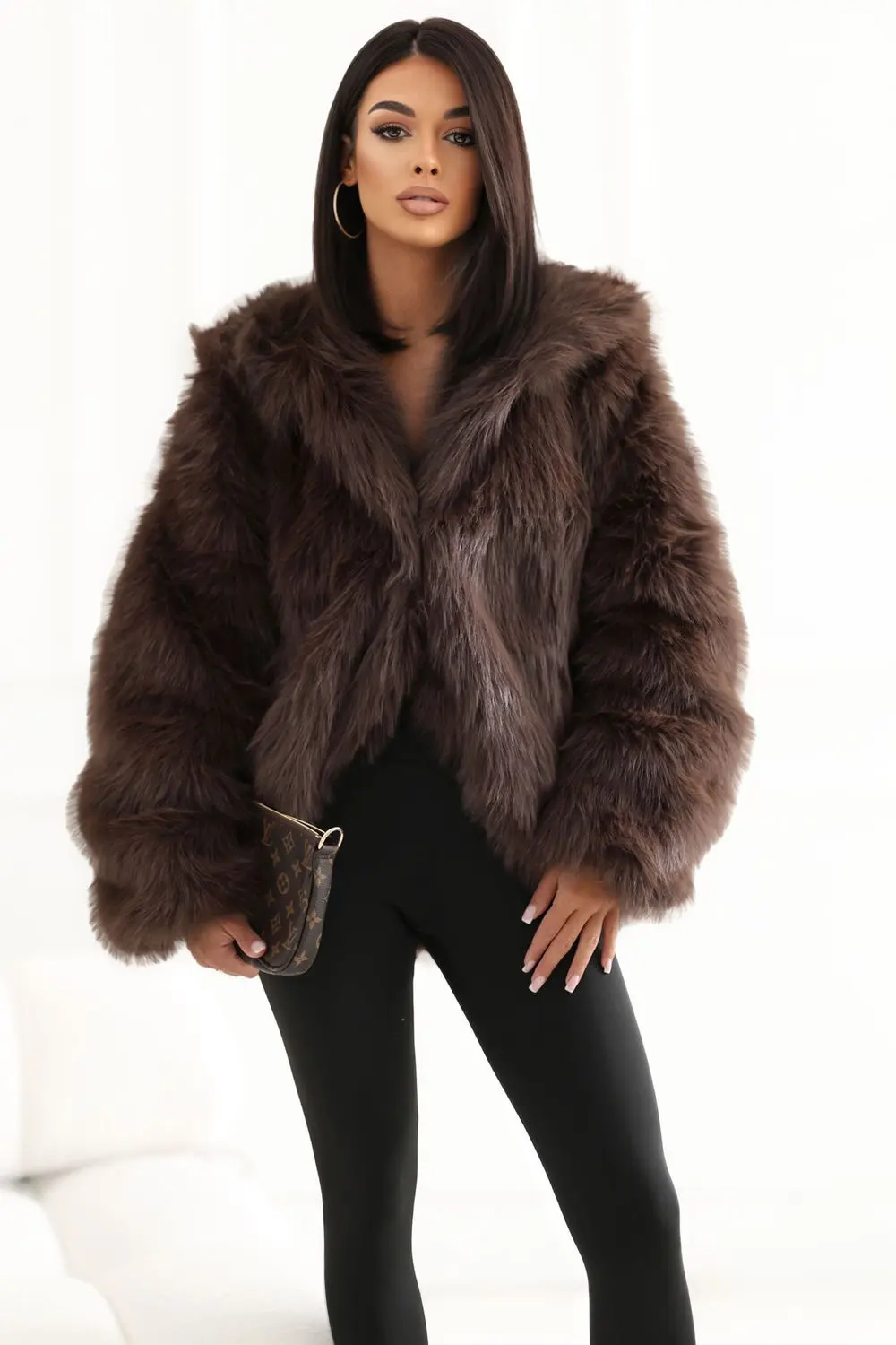 Veste brune à capuche