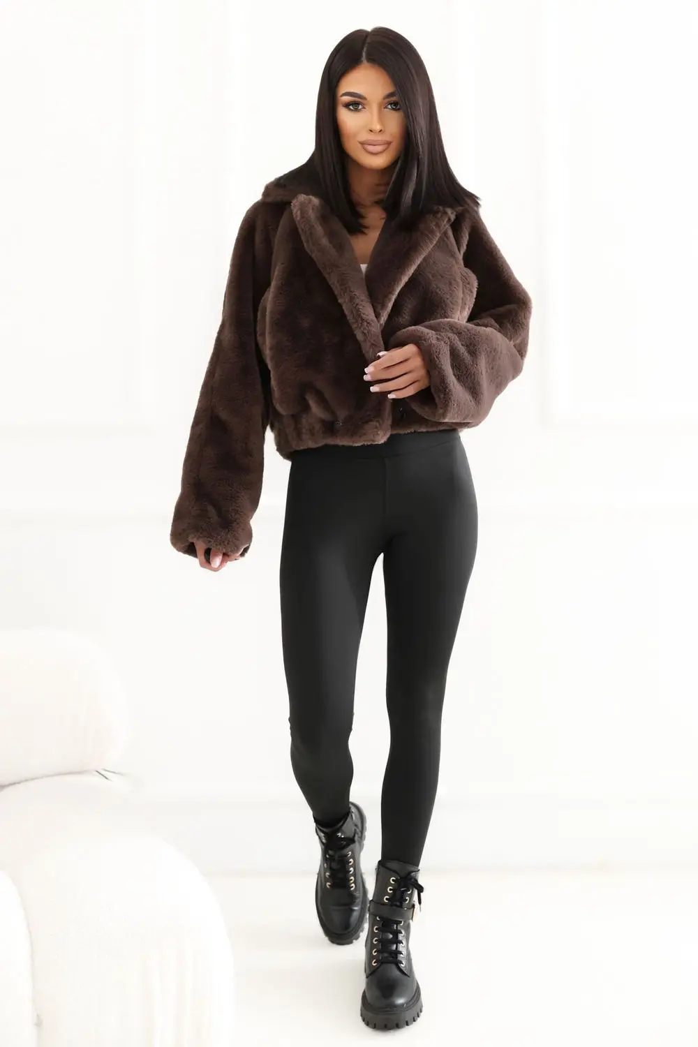 Veste en fausse fourrure brune