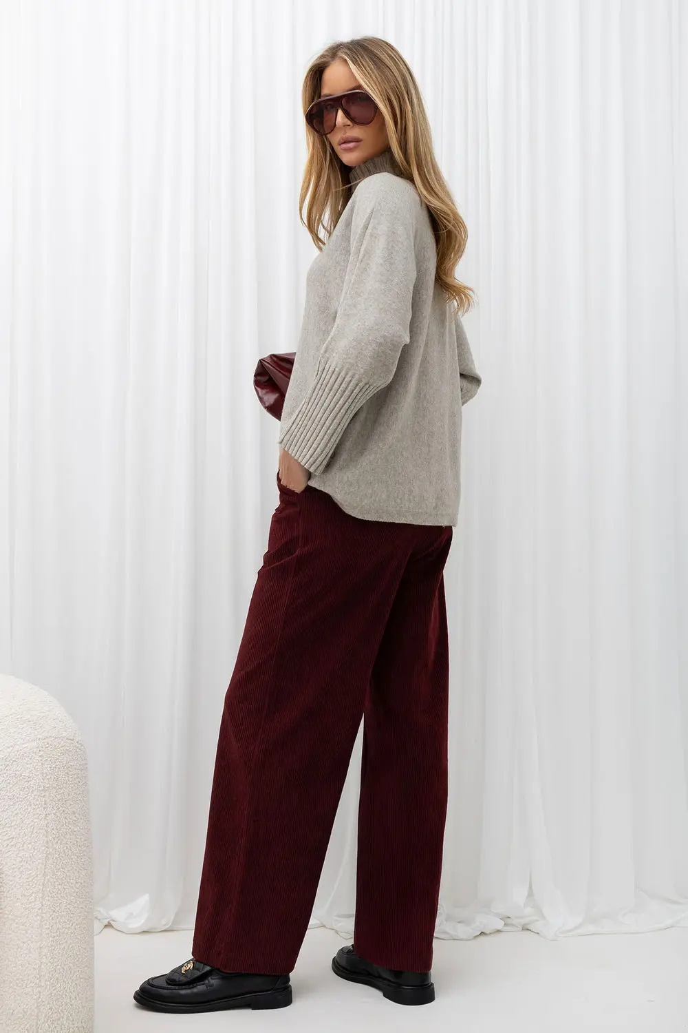 Pantalon large rouge en velours côtelé – Image 2