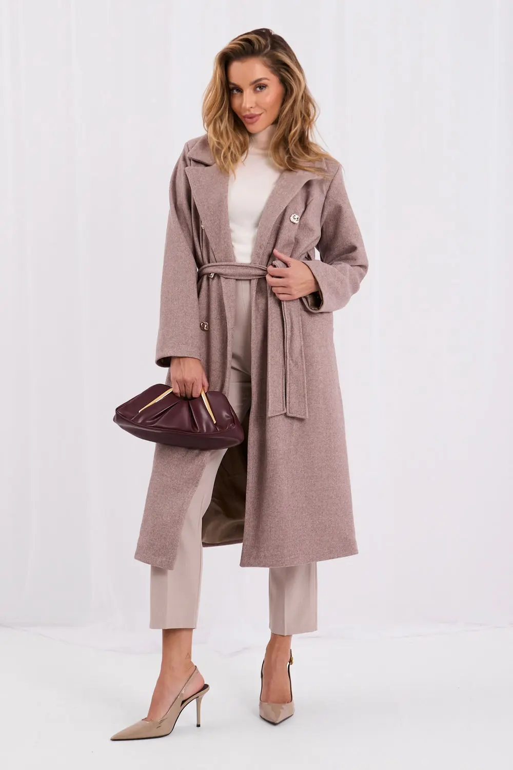 Manteau beige à double boutonnage