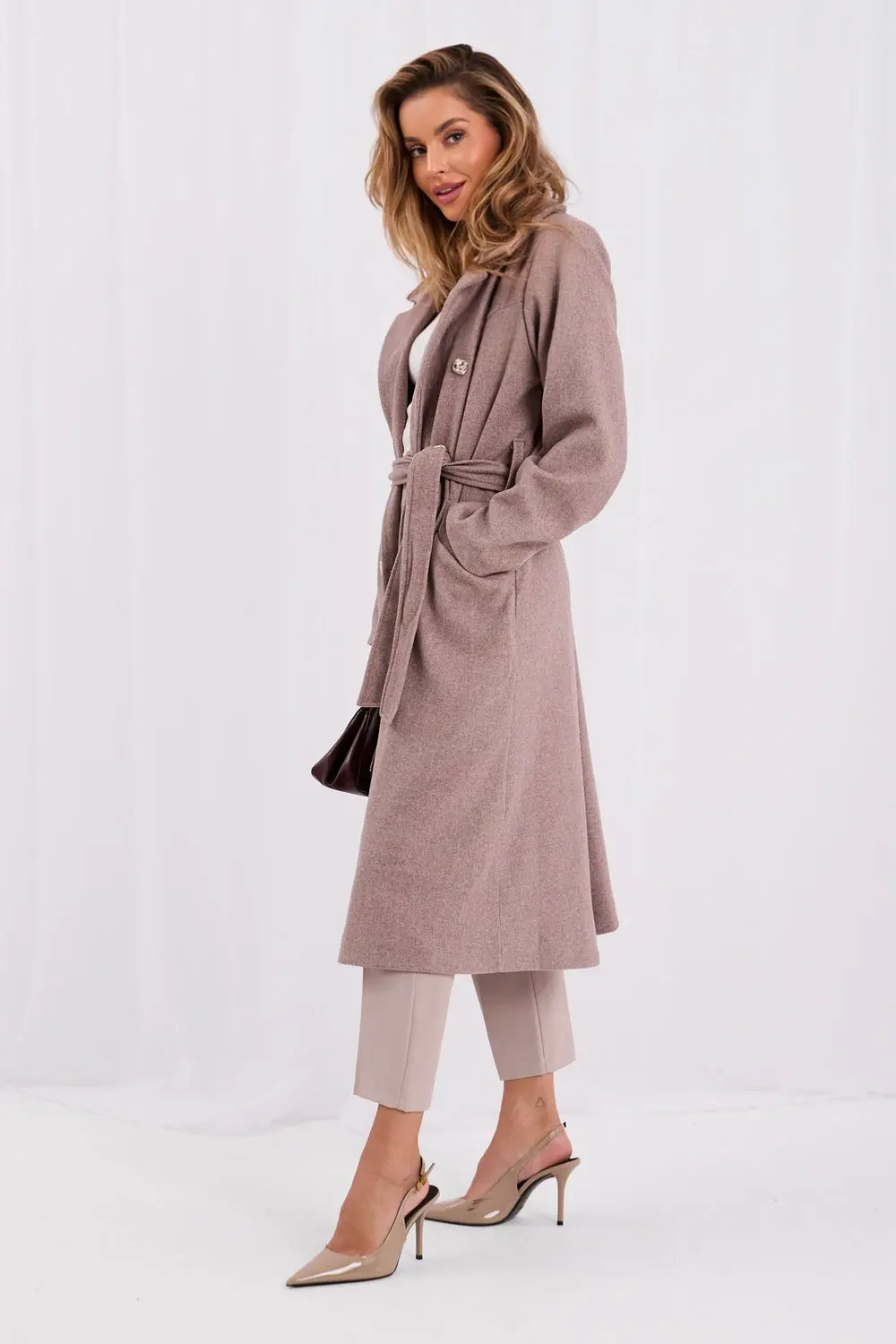 Manteau beige à double boutonnage – Image 2