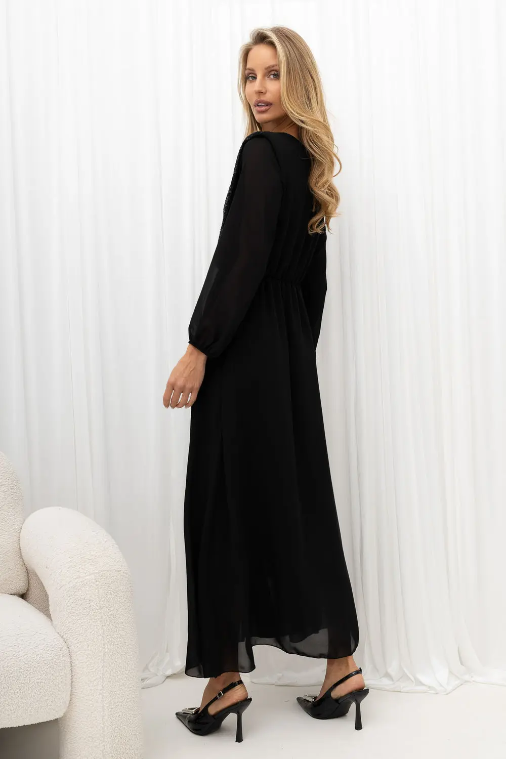 Robe de soirée longue évasée noire – Image 2