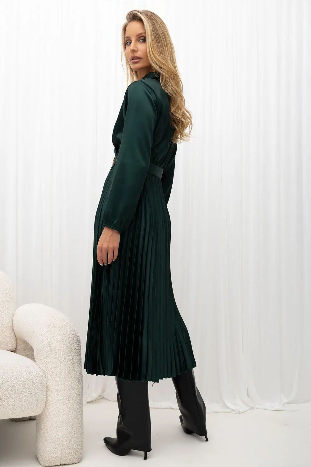 Robe de cocktail midi évasée verte – Image 2
