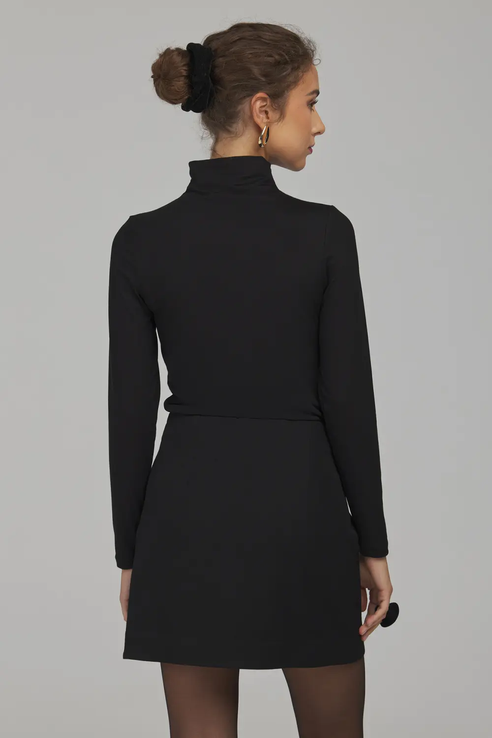 Jupe courte évasée noir – Image 3