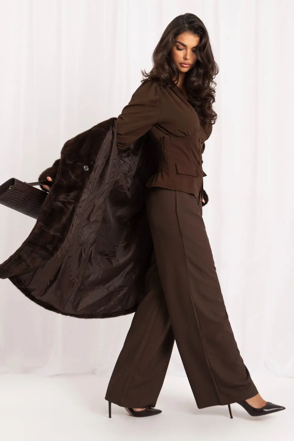 Pantalon large brun à plis – Image 2