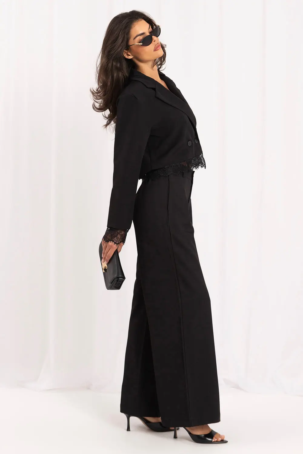 Pantalon large noir à plis – Image 2