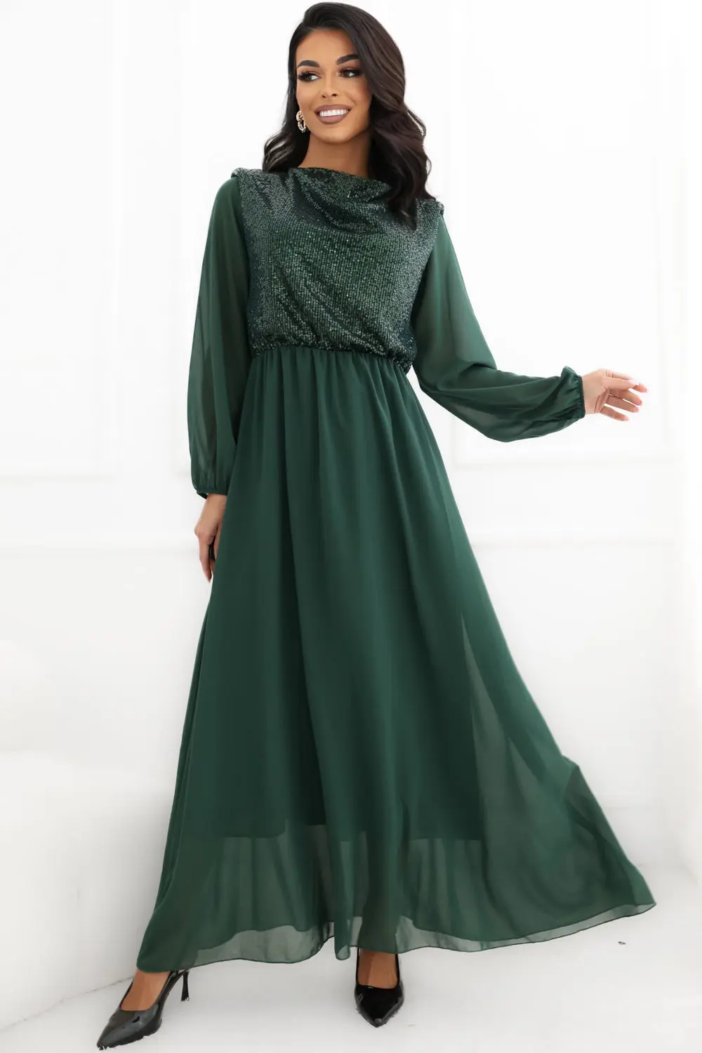 Robe longue évasée verte à sequins