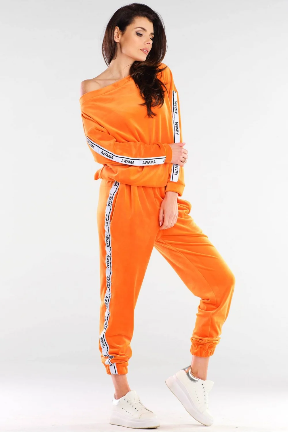 Jogging orange – Image 2