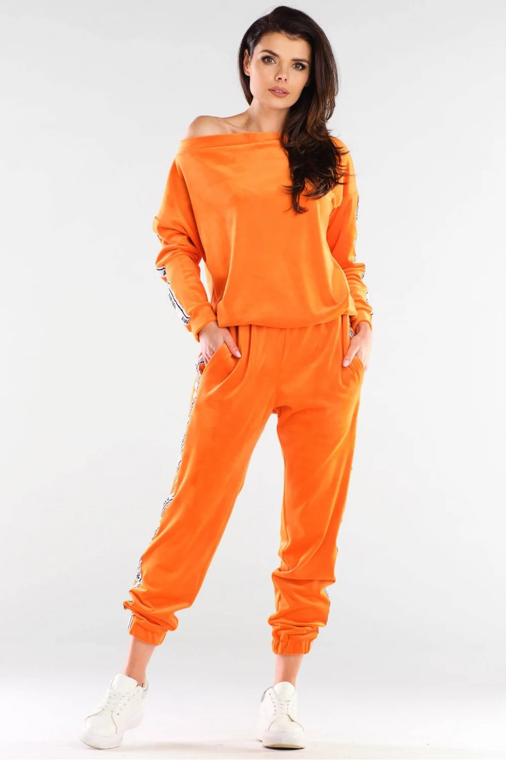 Sweatshirt orange à manches longues – Image 2