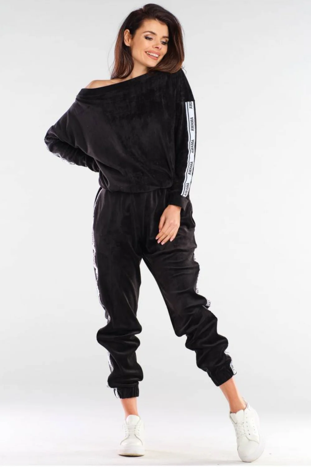 Sweatshirt noir à manches longues – Image 2