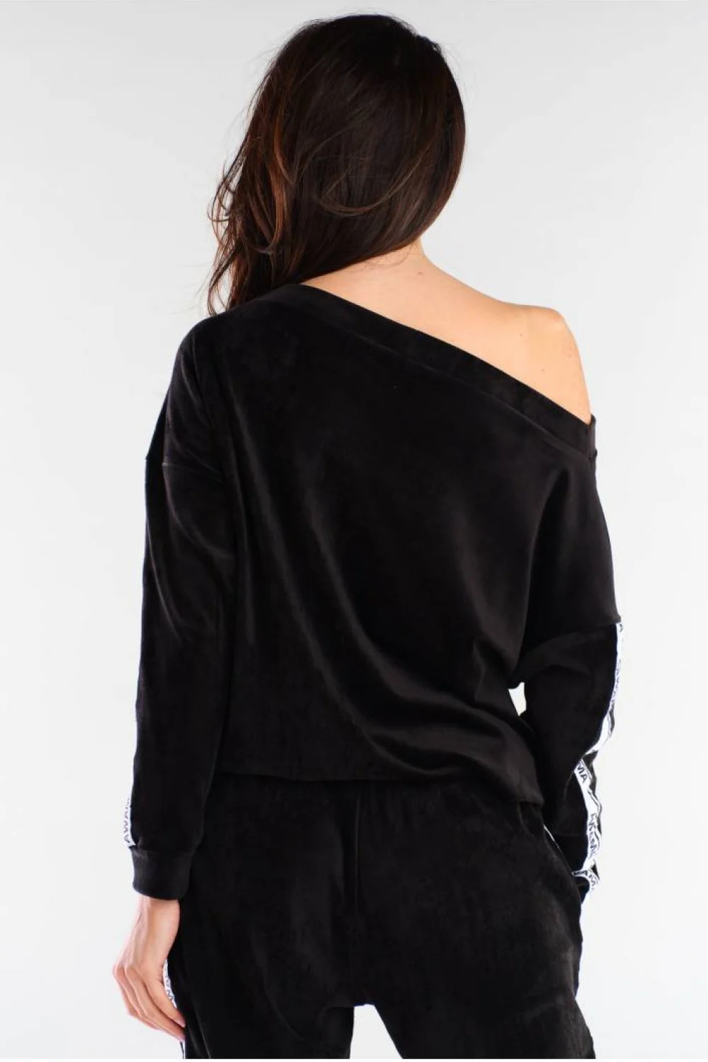 Sweatshirt noir à manches longues – Image 3