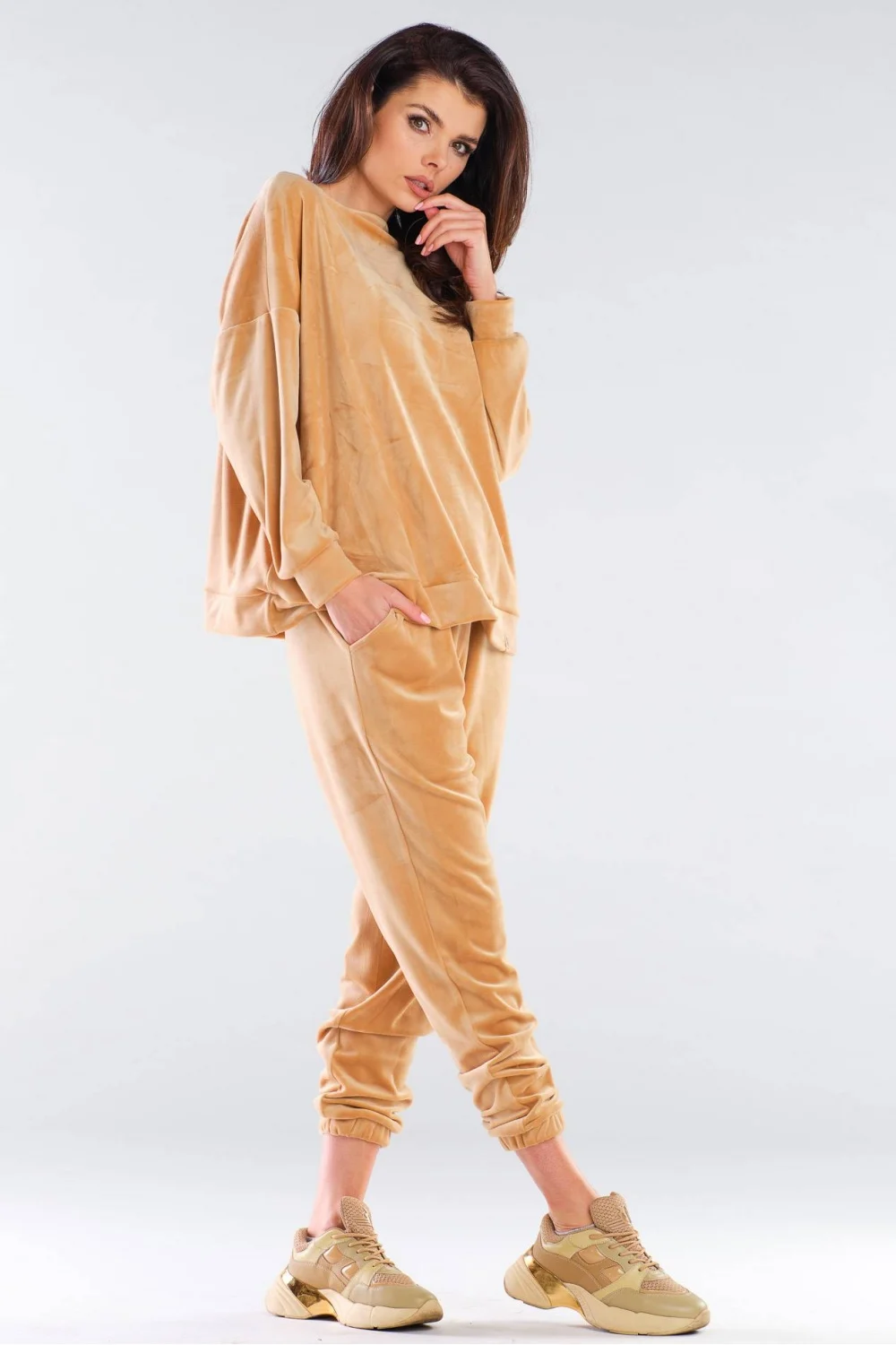 Jogging beige – Image 2