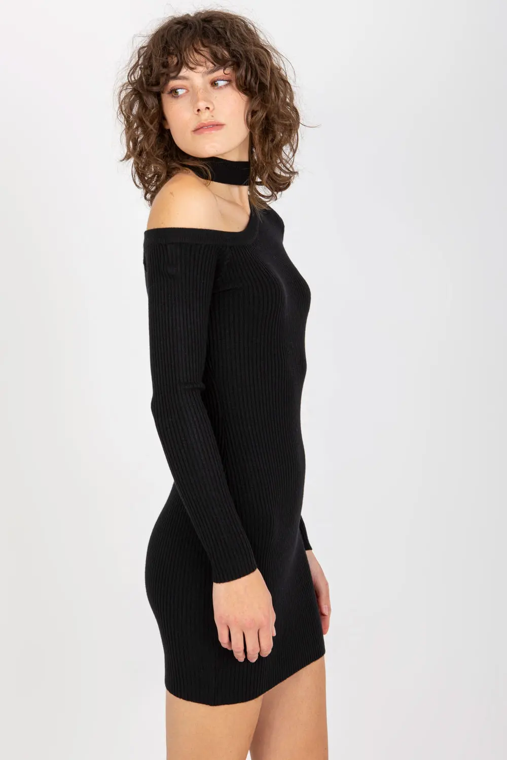 Robe noire à manches longues – Image 3