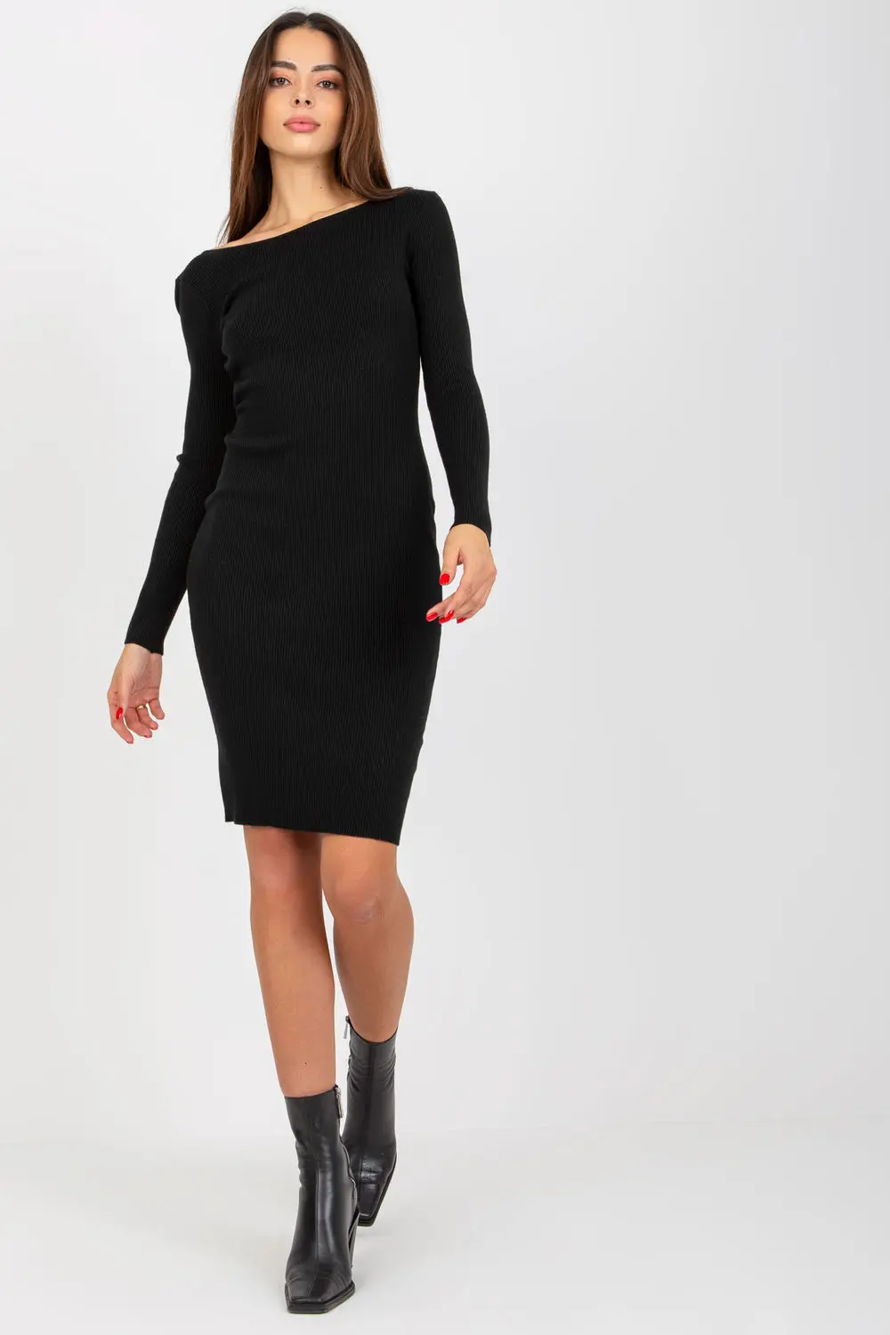 Robe de soirée noire à manches longues