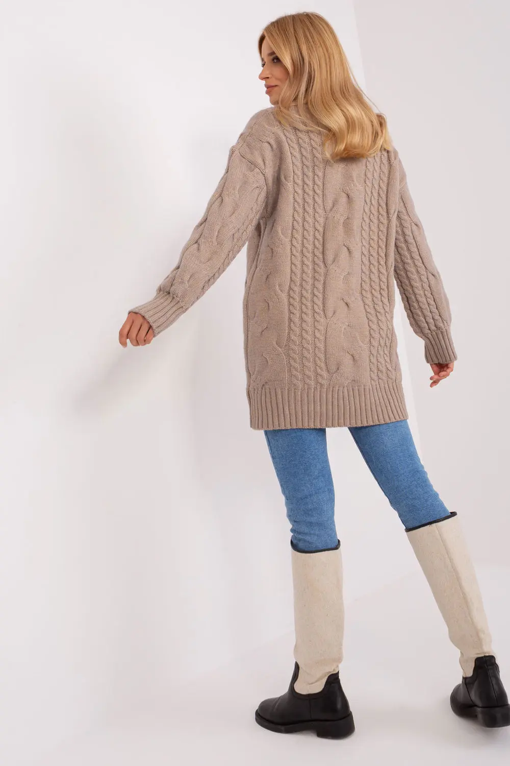 Chandail oversize long beige – Image 3