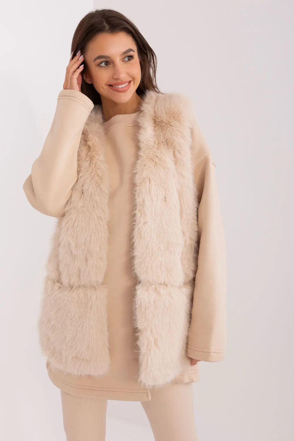 Gilet en fausse fourrure beige