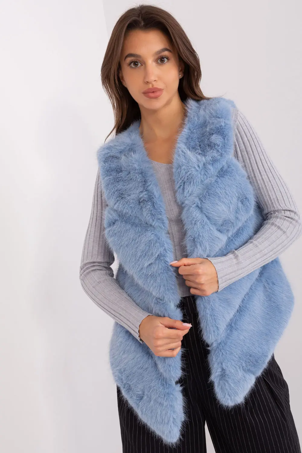 Gilet en fausse fourrure bleu – Image 4